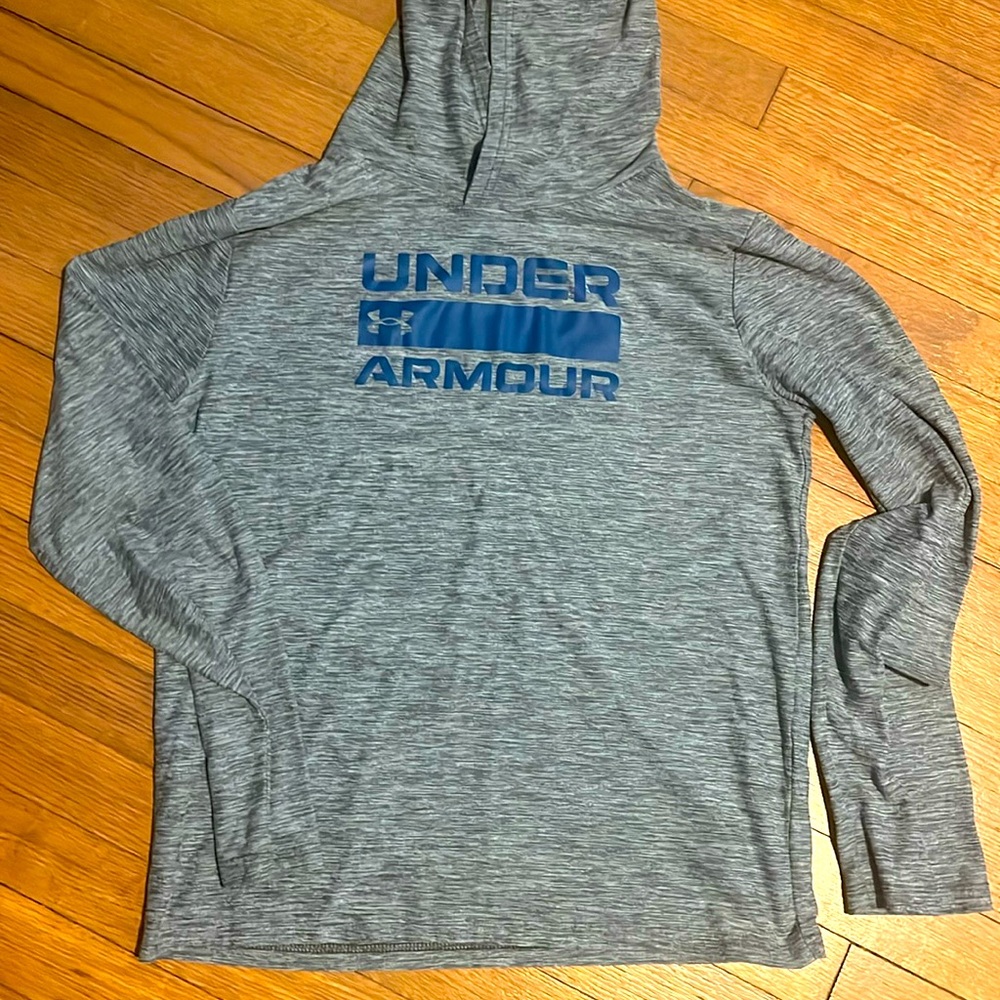 Under armour long sleeve hoodie
